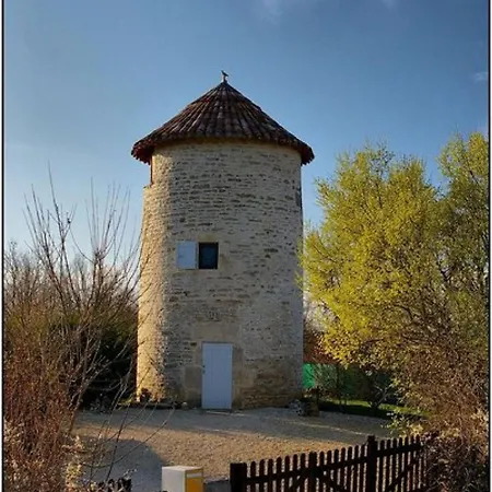 La Longere Du Moulin Nyaraló *